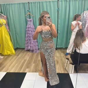 Elegant Silver Sequin Prom Dress